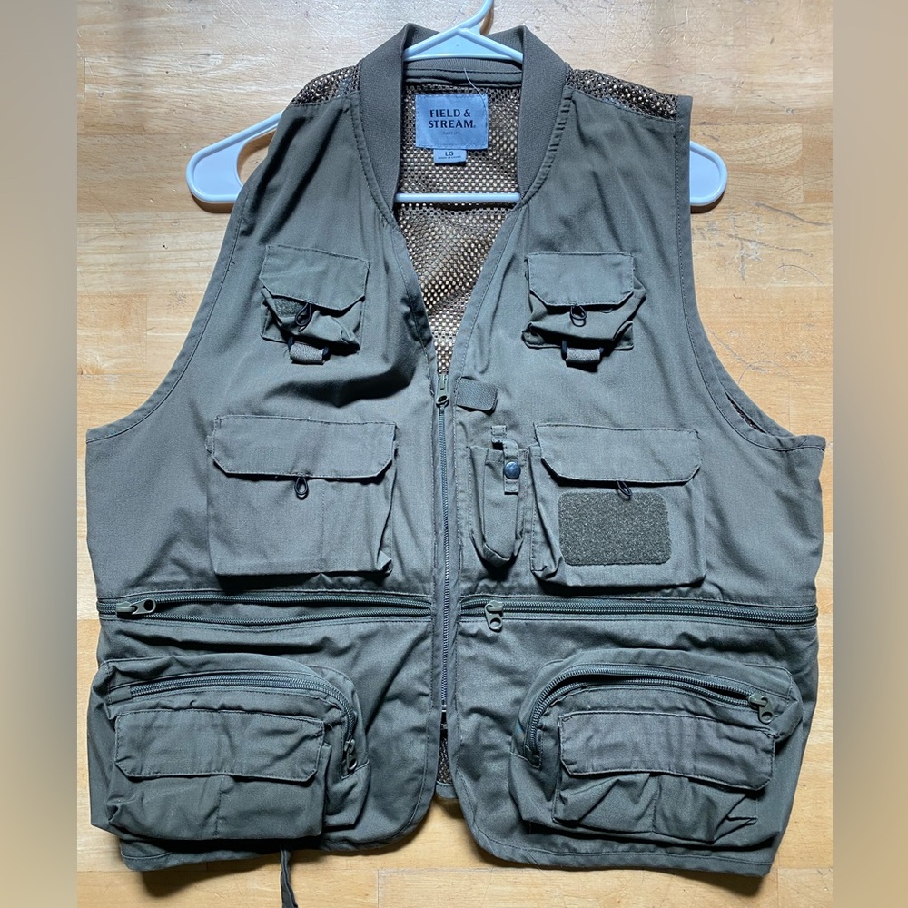 Field & Stream Men’s Large Brown Fishing Vest